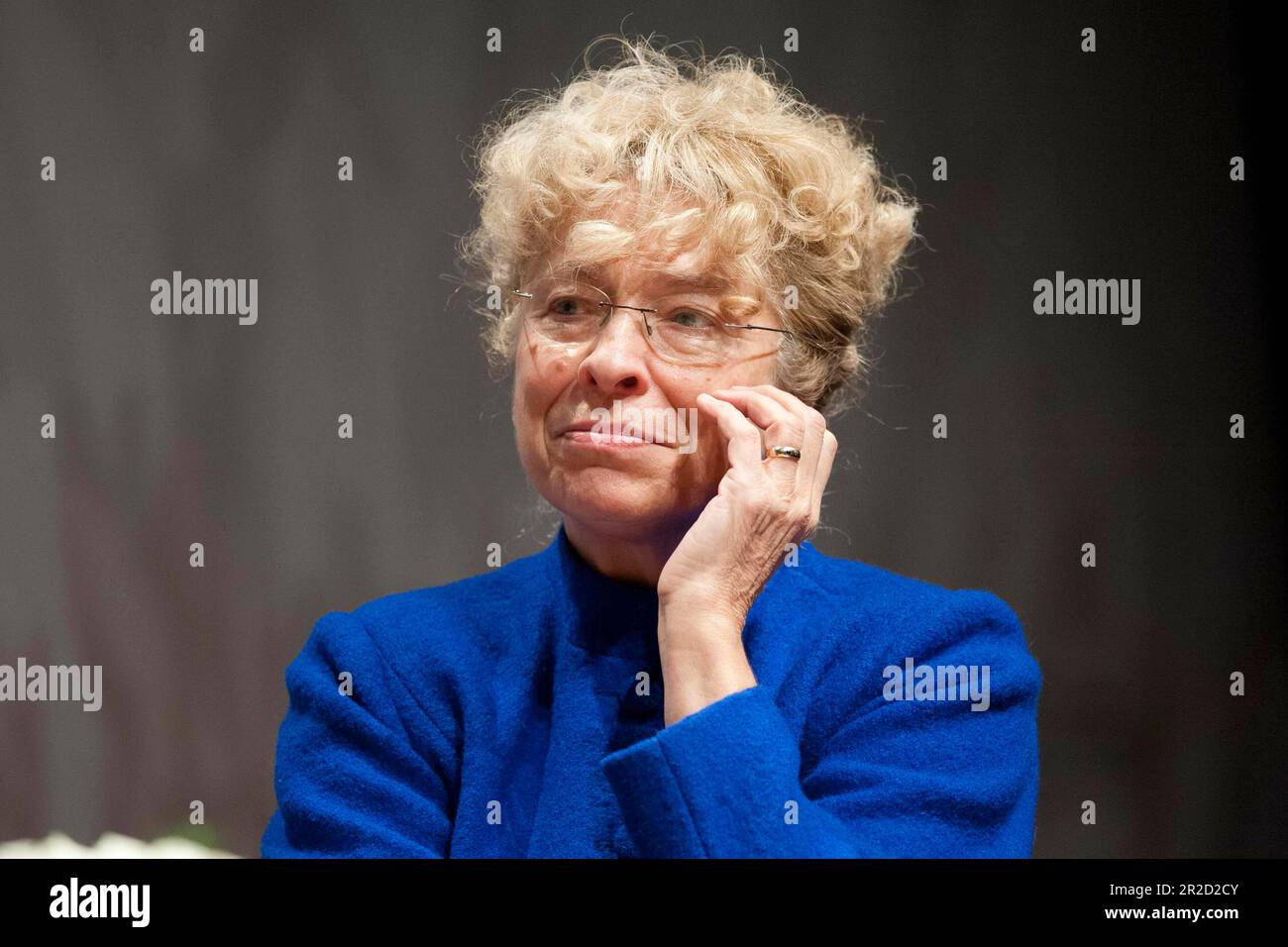 ARCHIVFOTO: Gesine SCHWAN wird am 22. Mai 2023 80 Jahre alt, Gesine SCHWAN, Politiker, SPD, Portrait, Portrait, freigestelltes Einzelbild, Einzelmotiv, Präsentation des Deutschen Nachhaltigkeitspreises in Düsseldorf am 7. Dezember 2012. Stockfoto