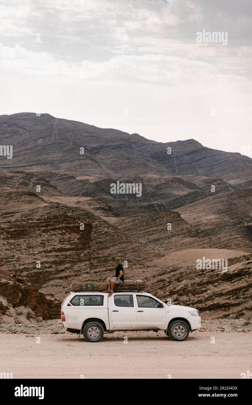 Roadtrip durch eine abgelegene Landschaft Namibias Stockfoto