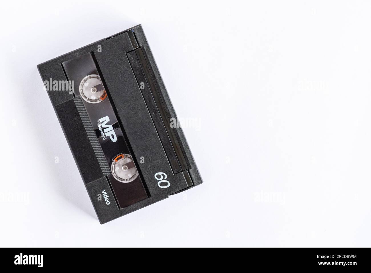 Songkhla, hat Yai, Thailand, 12. Februar 2022: Bänder zur Aufnahme von 90s-Videos wie Filmen, Spielen, Songs, Musik. Nahaufnahme, Kopierraum rechts für die des Stockfoto