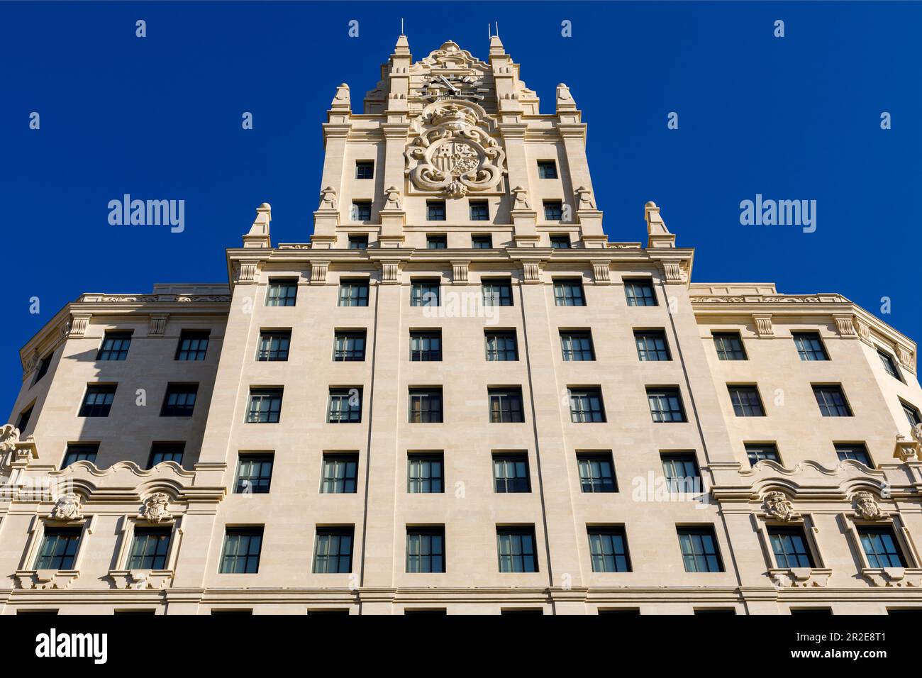 Spanien, Madrid, das Telefonica-Gebäude, das 1930 in 89 Metern fertiggestellt wurde und einer der ersten Wolkenkratzer in Europa war Stockfoto