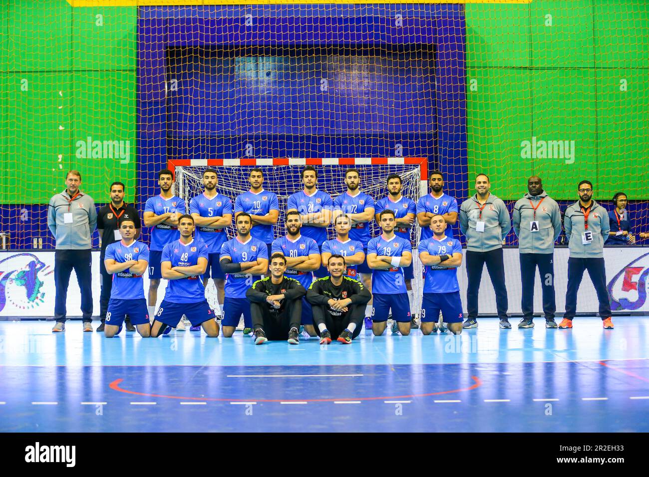 Das 2023. Spiel des afrikanischen Handballverbands der Männer zwischen Al Ahly und JSK, Kinshasa in Kairo, Ägypten. Stockfoto