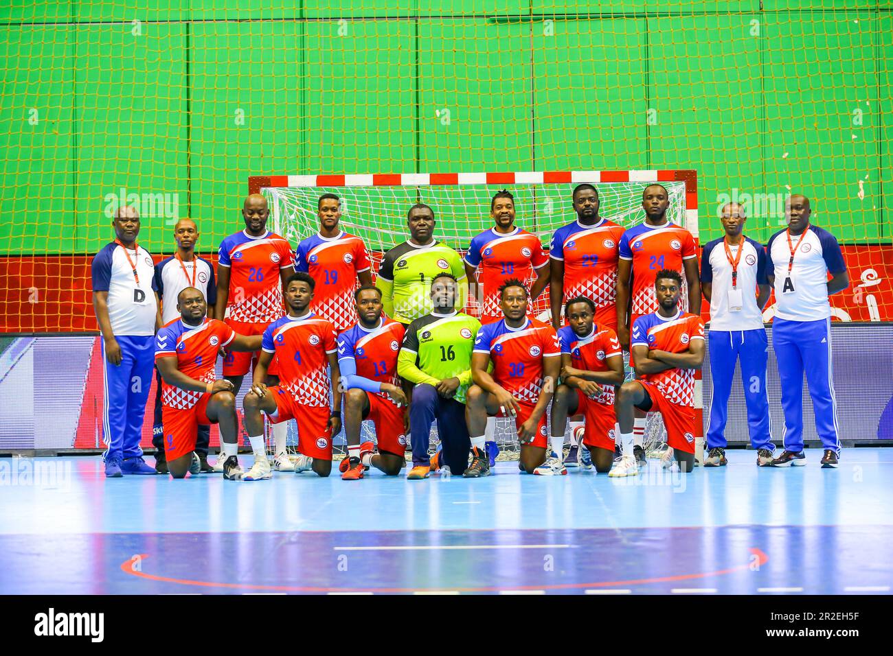 Das 2023. Spiel des afrikanischen Handballverbands der Männer zwischen Al Ahly und JSK, Kinshasa in Kairo, Ägypten. Stockfoto