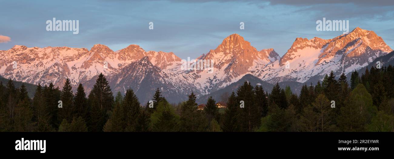 Tote Berge von Vorderstoder, Nordkalkalkalkalpen, Oberösterreich, Österreich Stockfoto