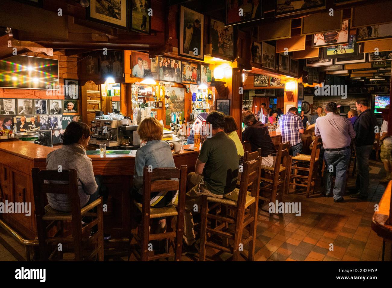 Irish Pub, Irish Pub, Dingle Peninsula, County Kerry, Irland, Europa Stockfoto