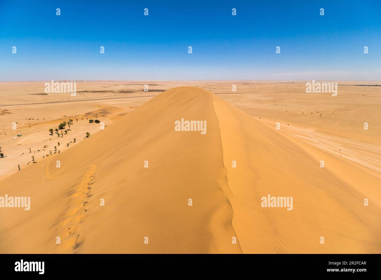 Blick von Dune 7 - hohe Sanddüne in Walvis Bay, Namibia Stockfoto