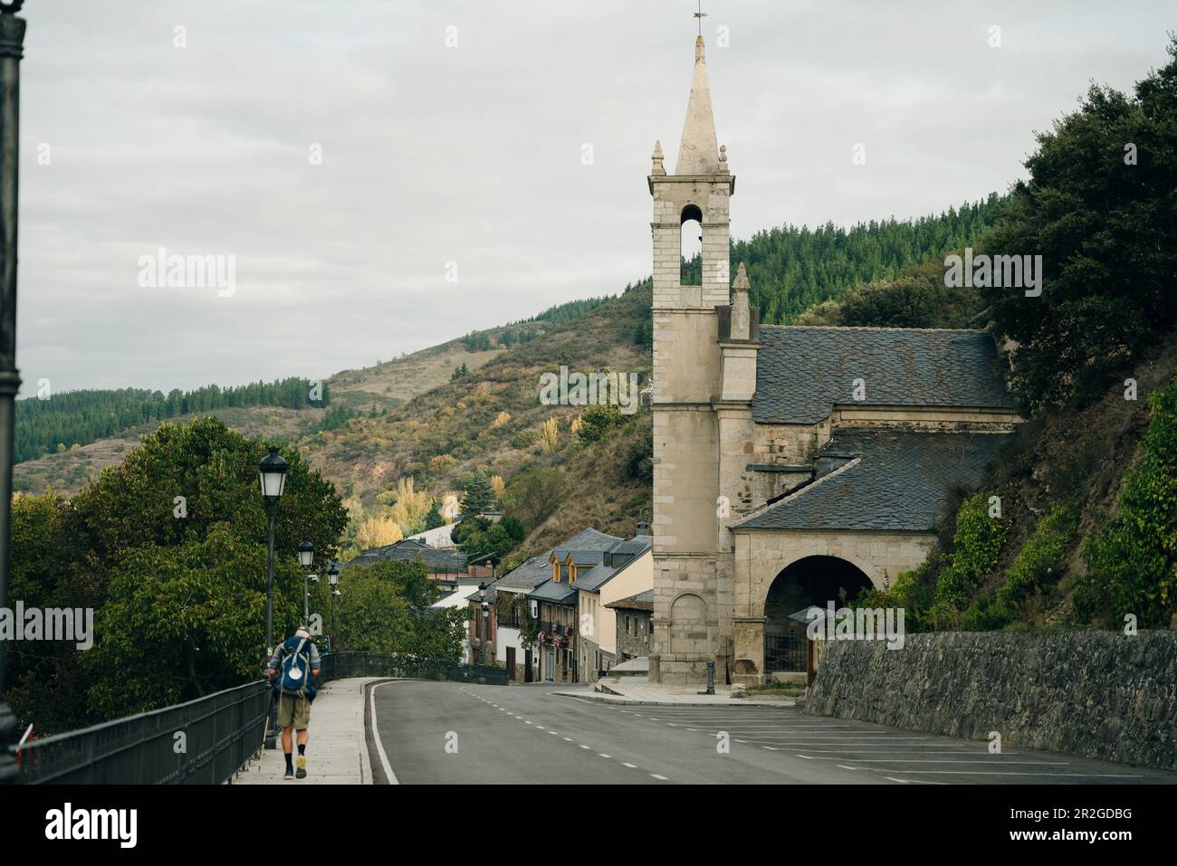 Molinaseca ist ein Dorf und eine Gemeinde in der Region El Bierzo, Leon, Spanien - Mai 2023. Hochwertiges Foto Stockfoto
