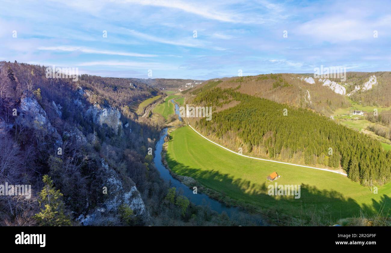 Beuron, Beuron-Kloster und Donautal vom Berghaus Knopfmacher Aussichtspunkt, der Oberen Donau-Naturpark im Schwäbischen Jura, Baden-Württemberg, G. Stockfoto