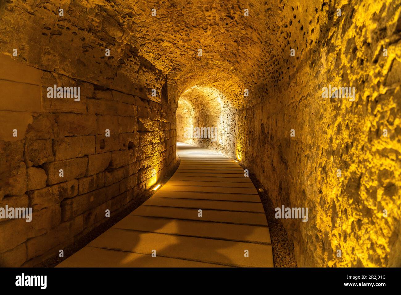 Unterirdischer Fußweg zum römischen Theater in Cadiz, Andalusien, Spanien Stockfoto