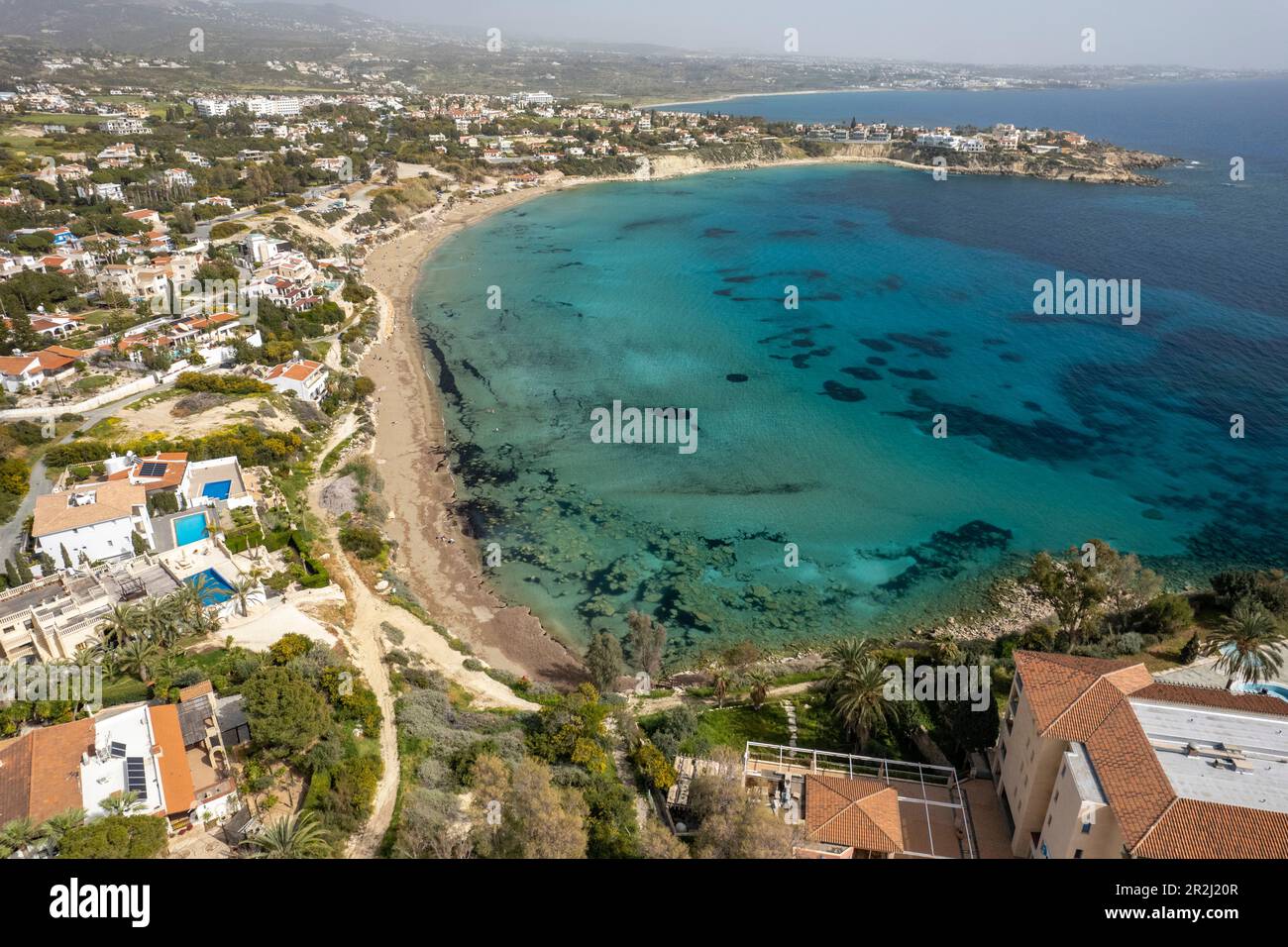 Coral Bay Beach aus der Luft gesehen, Zypern, Europa Stockfoto