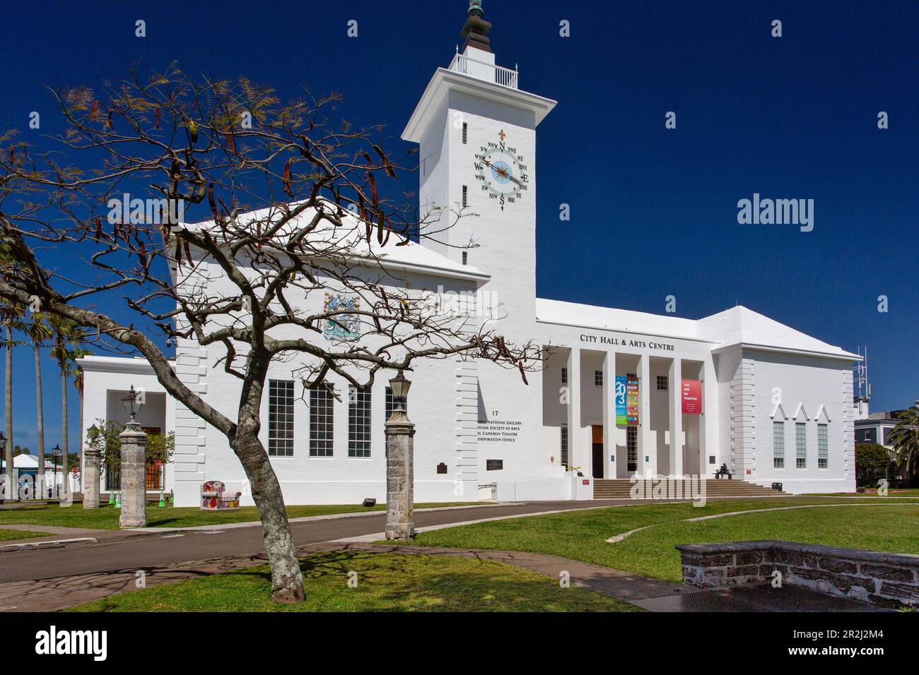 Rathaus und Kunstzentrum, beherbergt die Verwaltungsbüros der City Corporation, ein Theater, die Nationalgalerie von Bermuda und die Galerie der Gesellschaft der Künste Stockfoto