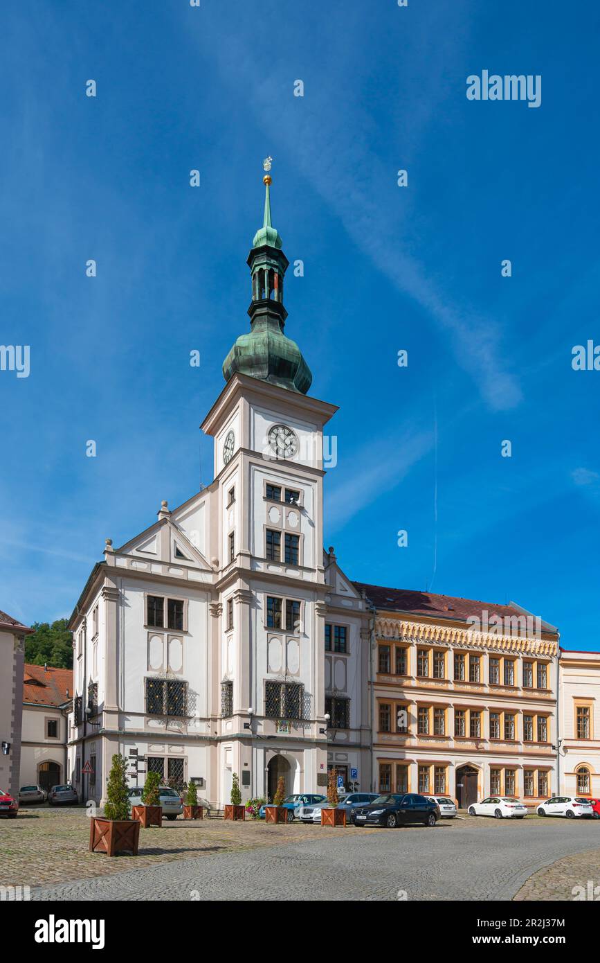 Rathaus, Marktplatz (TG Masaryk Square), Loket, Tschechische Republik (Tschechien), Europa Stockfoto
