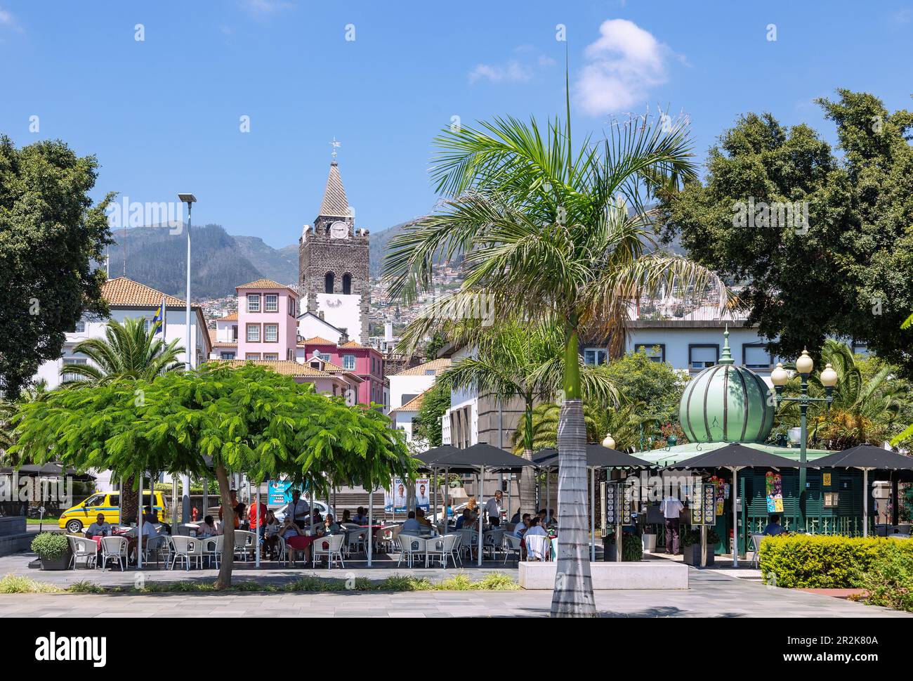 Funchal; Avenida do Mar, Catedral SE do Funchal Stockfoto