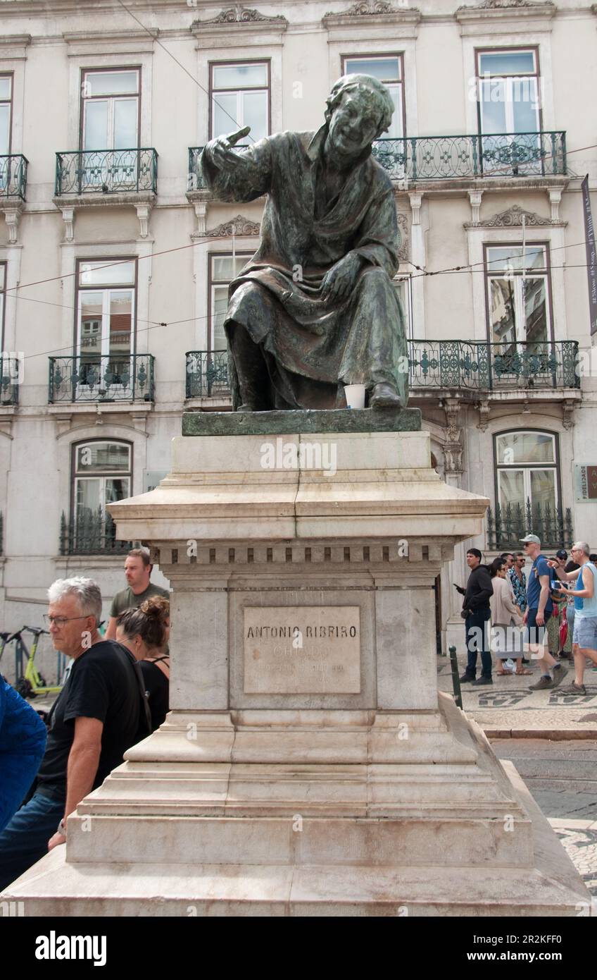 Dom António II Ribeiro (21. Mai 1928 bis 24. März 1998) war ein portugiesischer Kardinal der römisch-katholischen Kirche, Patriarch von Lissabon von 1971 bis 1998. Stockfoto