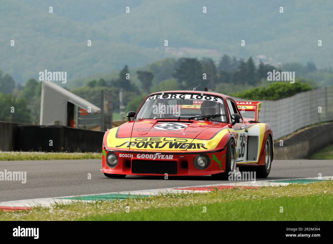 Mugello Historic Classic, 25. April 2014 - PORSCHE 935 - 1978, gefahren von Stephan MEYERS und Marc DE SIEBENTHAL während des Trainings auf dem Mugello Circuit, Italien. Stockfoto