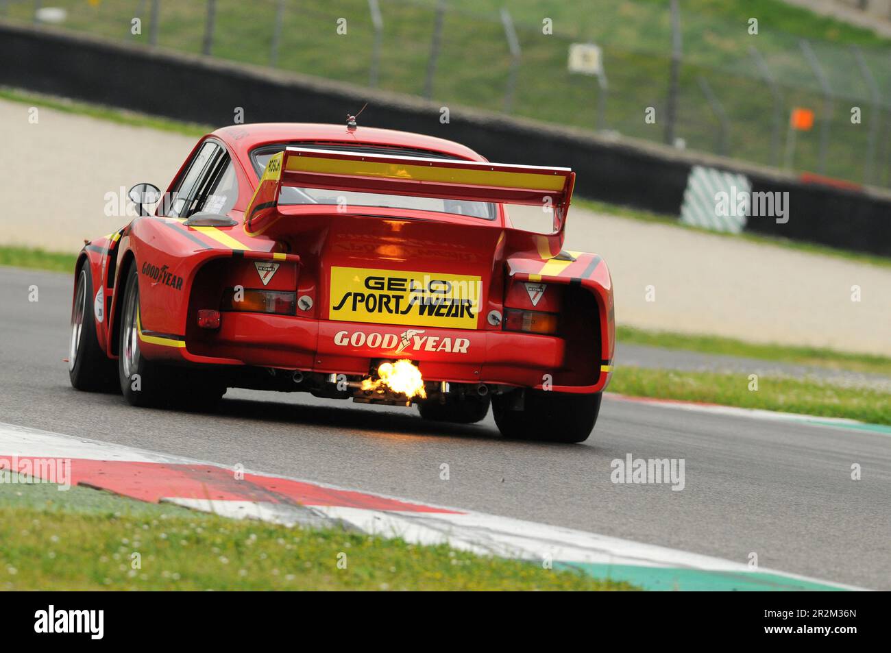 Mugello Historic Classic, 25. April 2014 - PORSCHE 935 - 1978, gefahren von Stephan MEYERS und Marc DE SIEBENTHAL während des Trainings auf dem Mugello Circuit, Italien. Stockfoto