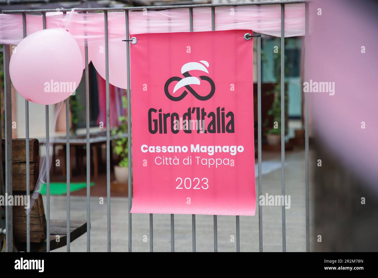 Cassano Magnago, Italien. 20. Mai 2023. Giro d'Italia kommt in Cassano Magnago während der 14. Etappe an - Sierre - Cassano Magnago, Giro d'Italia in Cassano Magnago, Italien, Mai 20 2023 Kredit: Unabhängige Fotoagentur/Alamy Live News Stockfoto