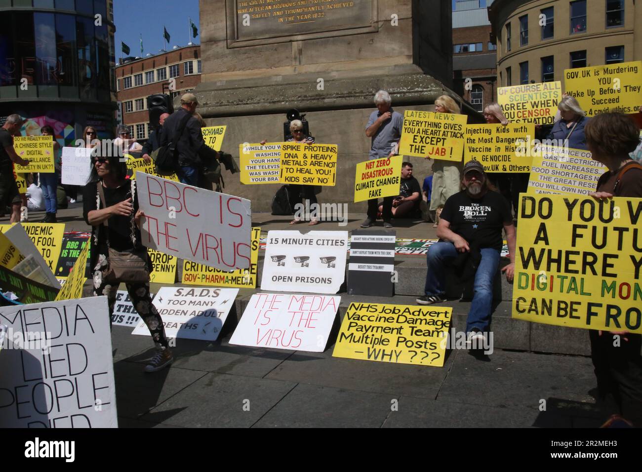 Anti-Globlist, Anti-Impfprotester, Patriotic Alternative View in Newcastle City Centre, Newcastle upon Tyne, Großbritannien. 20. Mai 2023. Kredit: DEW/Alamy Live News Stockfoto