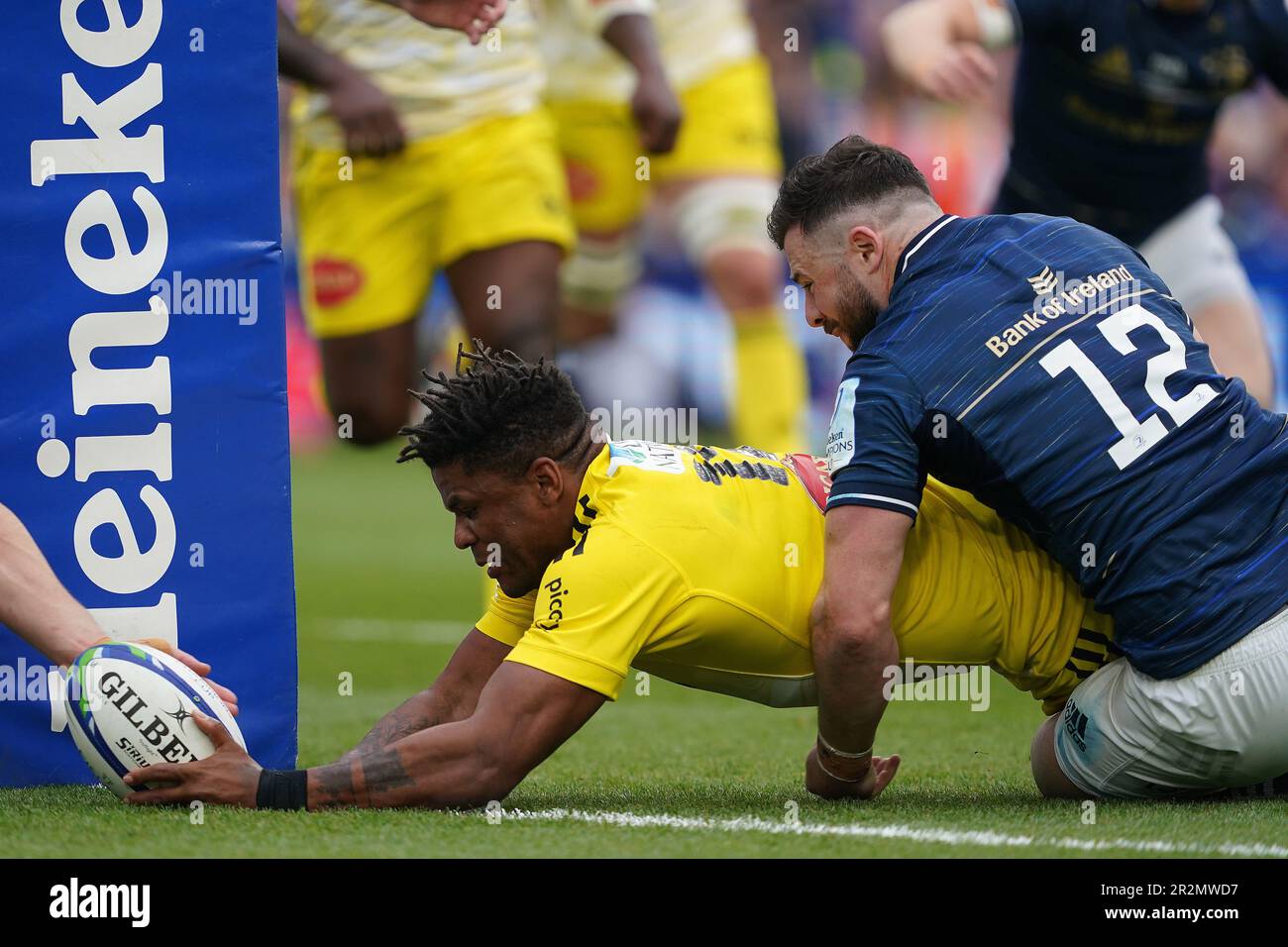 Jonathan Danty von La Rochelle erzielt den ersten Versuch ihrer Seite
