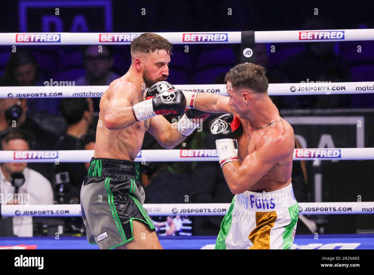 Dublin, Irland. 20. Mai 2023. Paddy Donovan besiegt Sam O'Maison in der sechsten Runde via TKO während Matchroom Boxing: Katie Taylor vs Chantelle Cameron at 3Arena, Dublin, Irland, 20. Mai 2023 ( Kredit: Dan Cooke/Alamy Live News Stockfoto