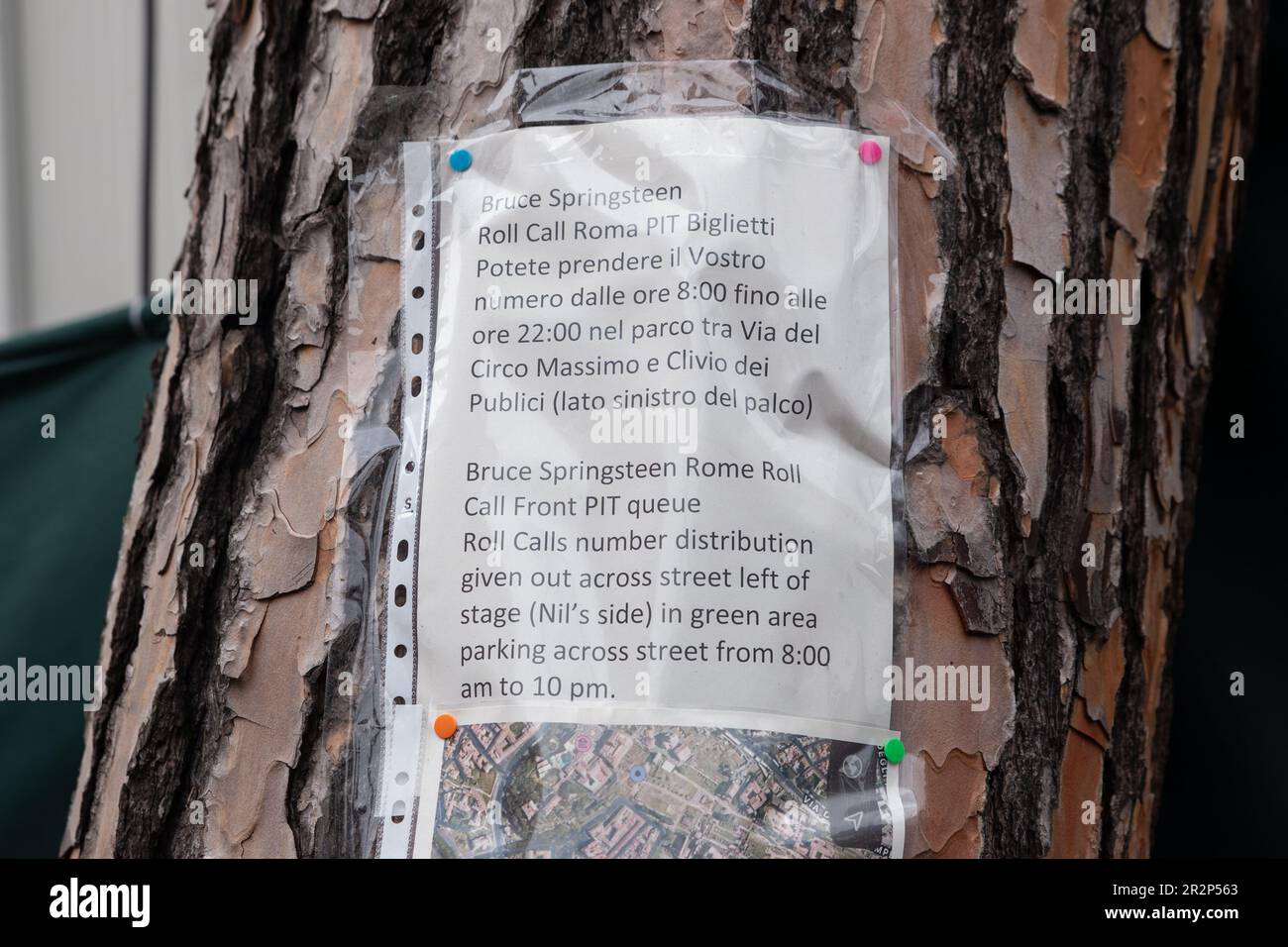 Rom, Italien. 20. Mai 2023. Schild mit Informationen über das Konzert von Bruce Springsteen im Circus Maximus in Rom (Foto: Matteo Nardone/Pacific Press/Sipa USA) Guthaben: SIPA USA/Alamy Live News Stockfoto