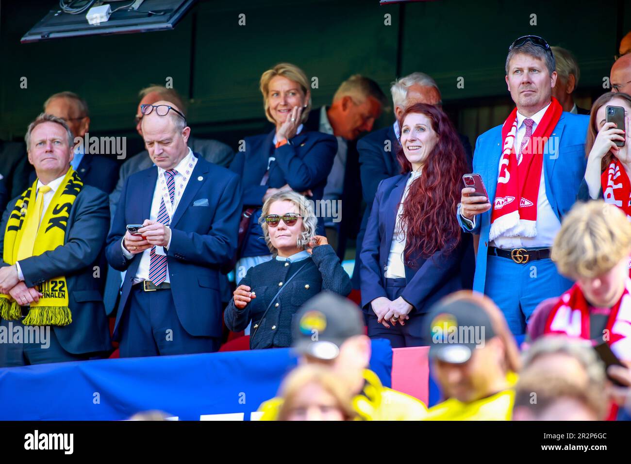 Oslo, Norwegen, 20. Mai 2023. Sandra Borch von der Regierung und Lise Klaveness vom norwegischen Fußballverband vor dem Pokalfinale zwischen Brann und Lillestrøm. Kredit: Frode Arnesen/Alamy Live News Stockfoto