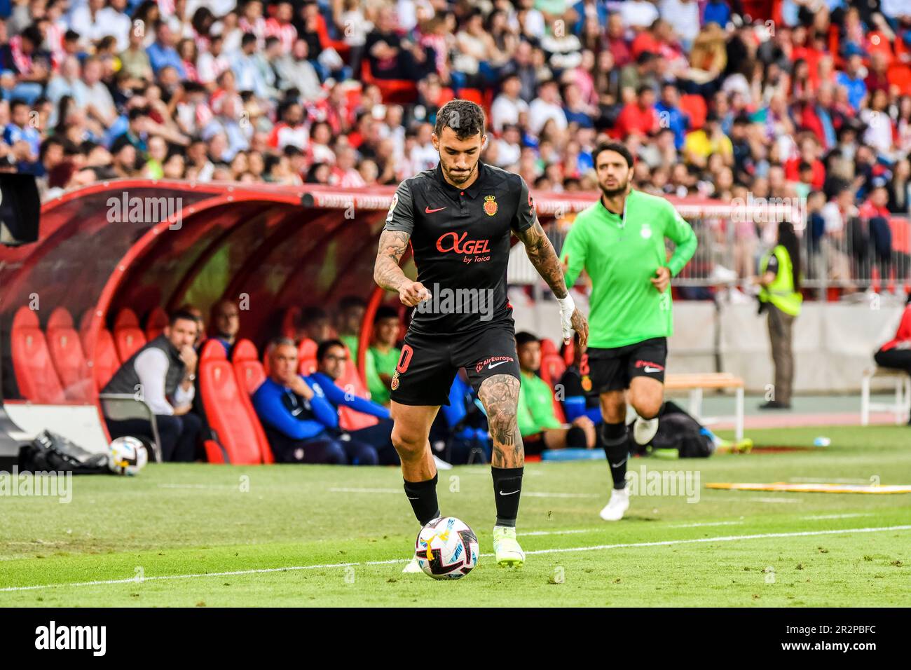 20. Mai 2023: ALMERIA, SPANIEN - 20. MAI: Antonio Sanchez von RCD Mallorca treibt den Ball während des Spiels zwischen UD Almeria und RCD Mallorca von La Liga Santander am 20. Mai 2023 im PowerHorse Stadium in Almeria, Spanien. (Kreditbild: © Samuel CarreÃ±O/PX Imagens via ZUMA Press Wire) NUR REDAKTIONELLE VERWENDUNG! Nicht für den kommerziellen GEBRAUCH! Stockfoto