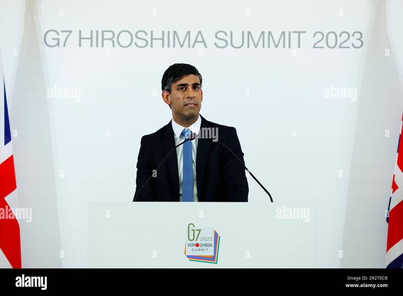 Hiroshima, Japan. 21. Mai 2023. Der britische Premierminister Rishi Sunak nimmt am 21. Mai 2023 an einer Pressekonferenz im Anschluss an das Gipfeltreffen der Staats- und Regierungschefs der G7 in Hiroshima, Westjapan, Teil. (Credit Image: © POOL via ZUMA Press Wire) NUR REDAKTIONELLE VERWENDUNG! Nicht für den kommerziellen GEBRAUCH! Kredit: ZUMA Press, Inc./Alamy Live News Stockfoto