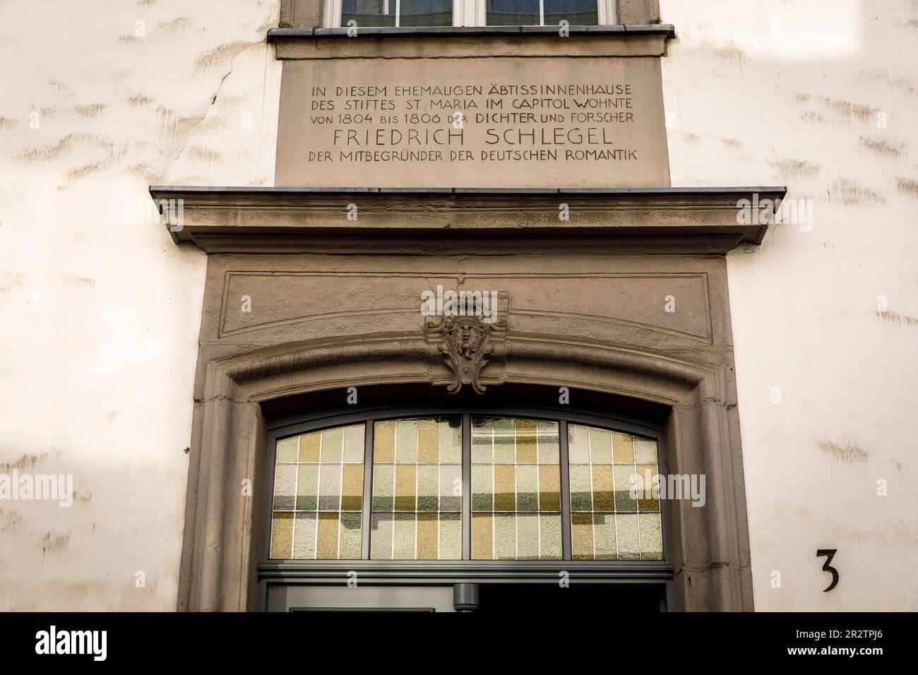 Im Haus dieses ehemaligen Abts lebte der Dichter Friedrich Schlegel von 1804 bis 1806, Mitbegründer der Deutschen Romantik, Köln. In diesem ehema Stockfoto