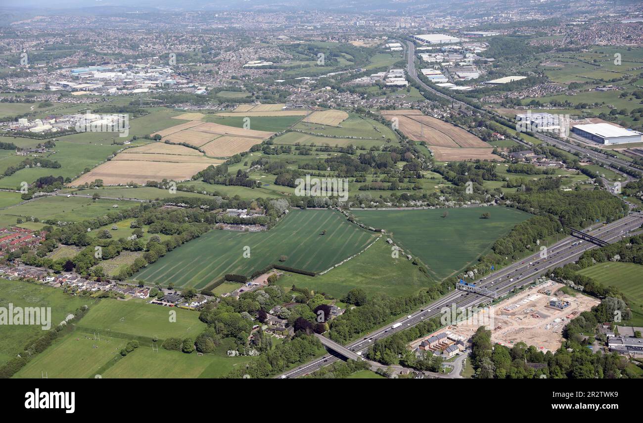 Luftaufnahme des vorgeschlagenen Amazonas-Standorts in der Nähe der M62 in Scholes, Cleckheaton, West Yorkshire Stockfoto