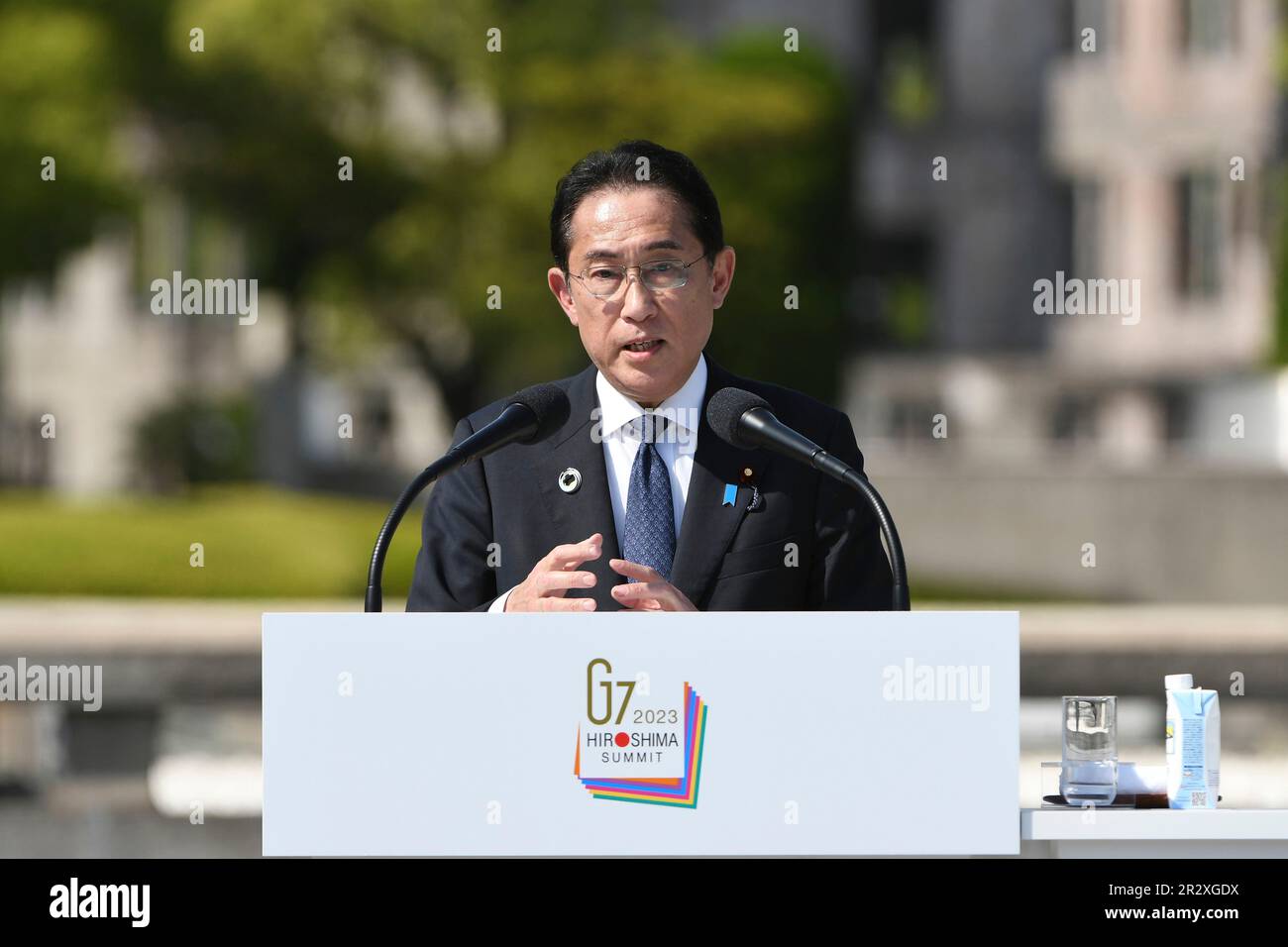 Hiroshima, Japan. 21. Mai 2023. Der japanische Premierminister Fumio Kishida hält am 21. Mai 2023 in Hiroshima, Japan, eine Pressekonferenz zum Abschluss des Gipfels der G7-Führer ab. Guthaben: Pool Photo/G7 Hiroshima/Alamy Live News Stockfoto