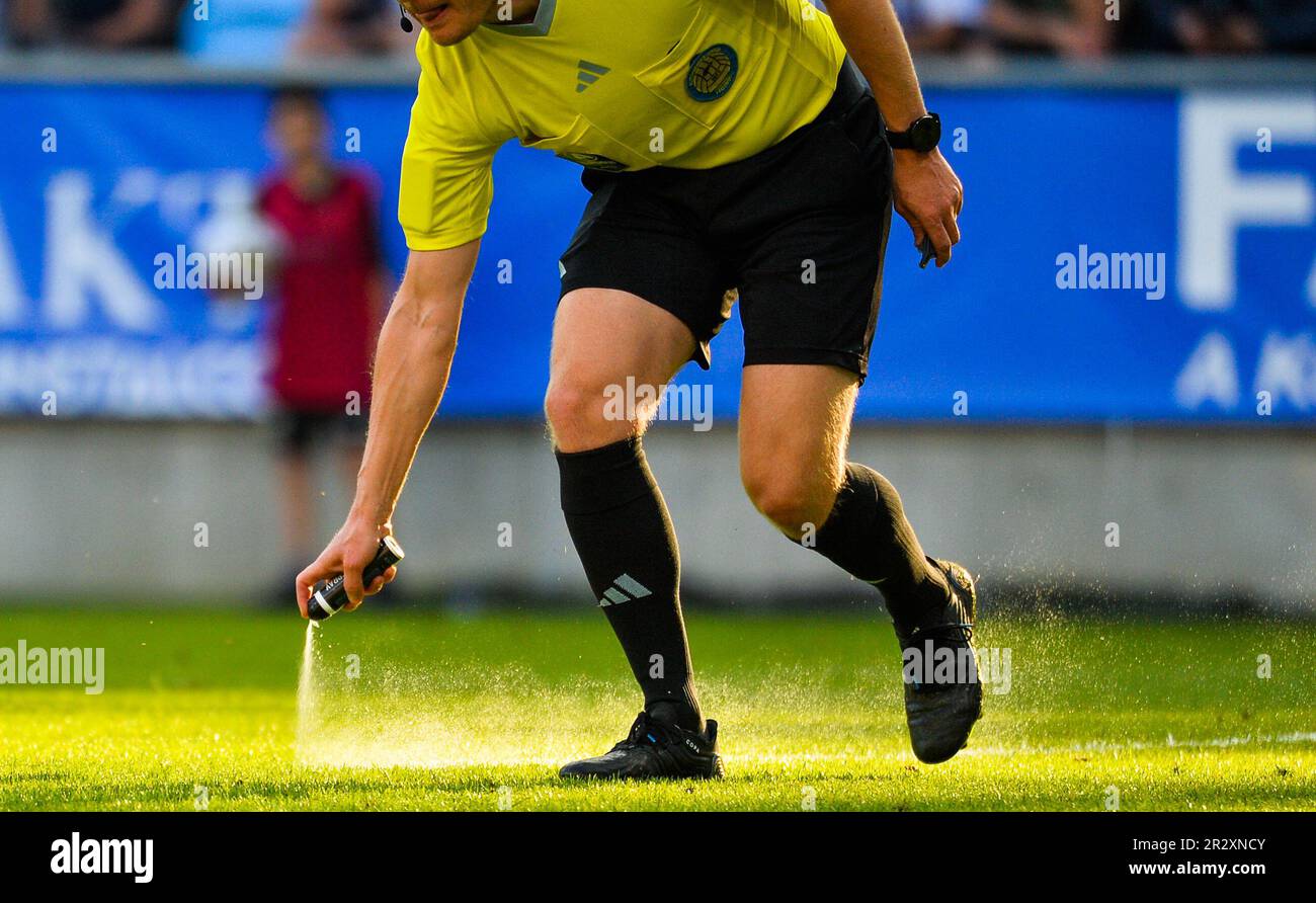 Reefere während des Spiels im Allsvenskan zwischen Göteborg und Hammarby in der Gamla Ullevi in Göteborg am 1. Januar 2012 Stockfoto