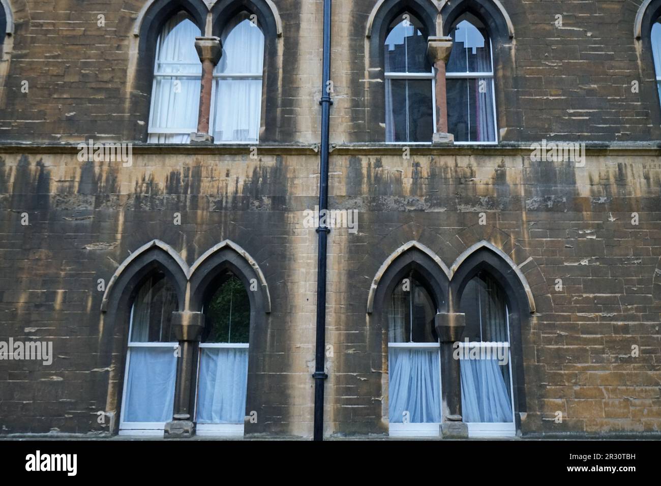 Äußere europäische Architektur und Design des Oxford-Gebäudes - England, Großbritannien Stockfoto