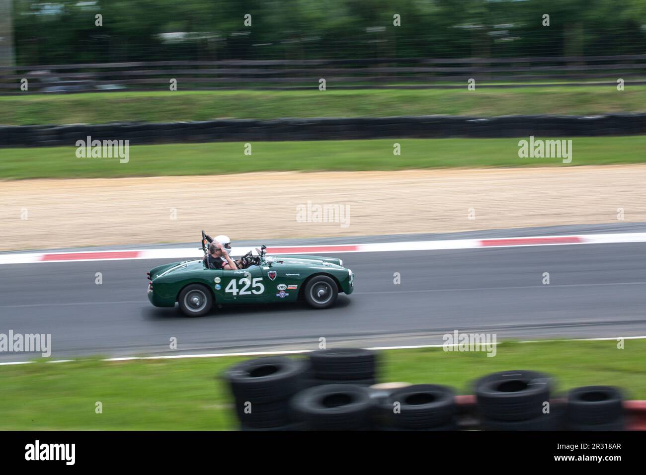 Oldtimer-Rennen während der 2019 Vintage Racing Group 500. Stockfoto