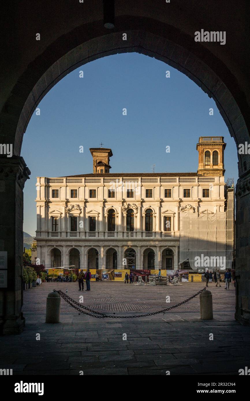 palacio nuevo, Biblioteca Civica Angelo Mai, plaza Vecchia, Ciudad alta, Bergamo, Lombardia, Italia, Europa. Stockfoto