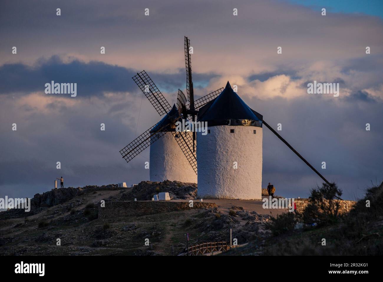 Molinos de Consuegra, Cerro Calderico, Consuegra, Provincia de Toledo, Kastilien-La Mancha, Spanien. Stockfoto