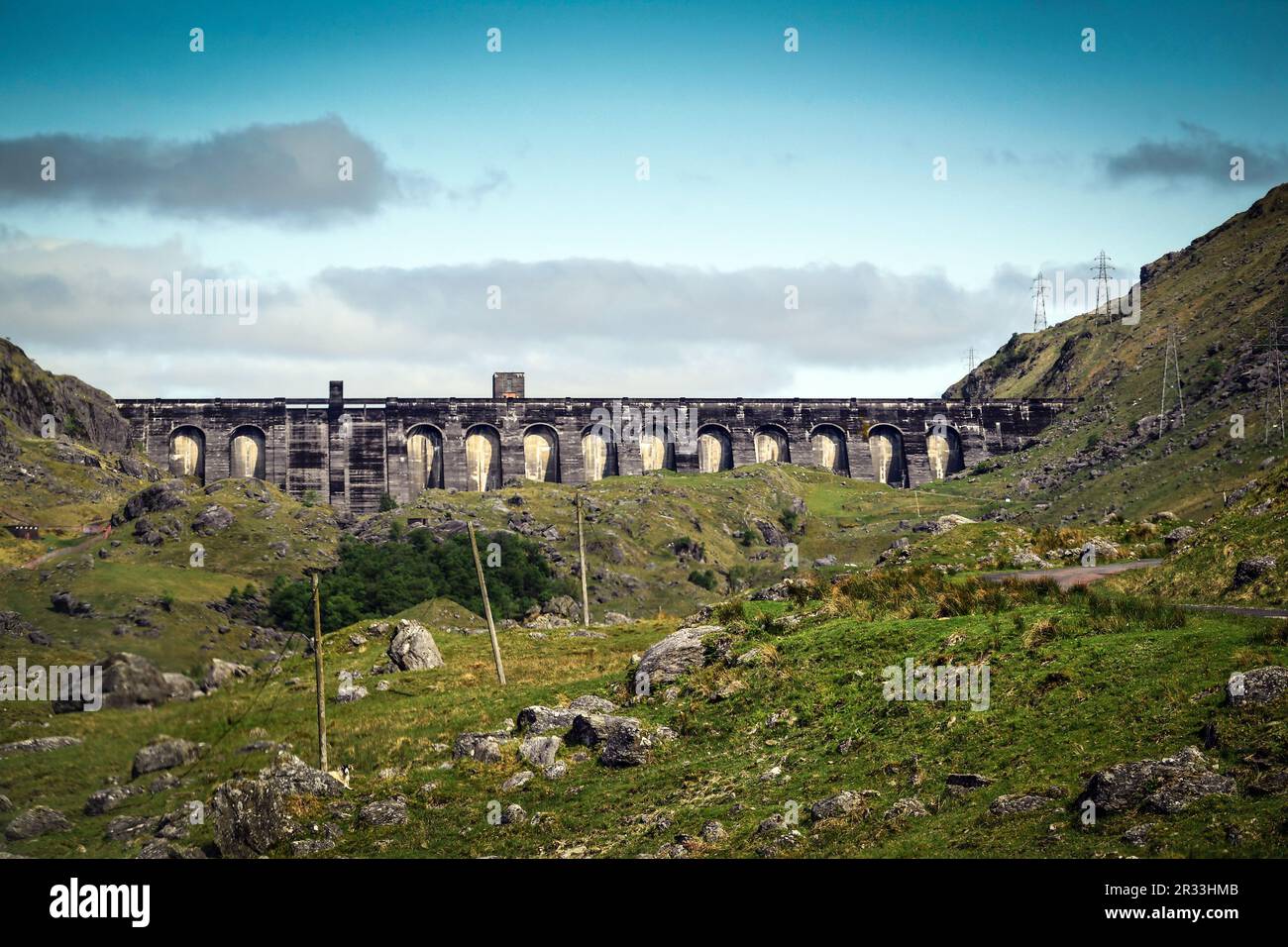 Ein allgemeiner Blick auf das SSE-Kraftwerk in Sloy, Loch Lomond. Foto: Montag, 22. Mai 2023. Stockfoto