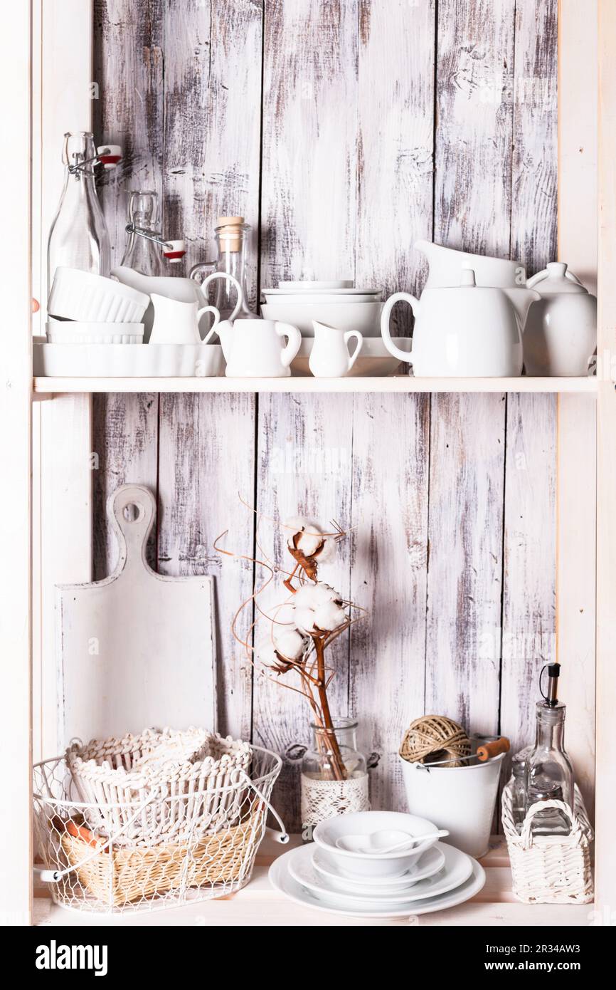 Regale im rack Stockfoto