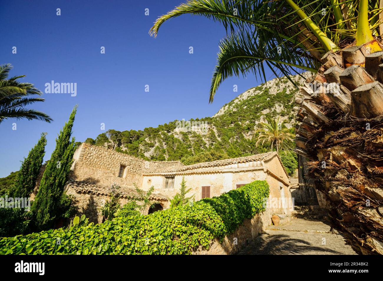 Ermita de La Trinitat, Siglo XVIII, fundada En 1648. Valldemossa