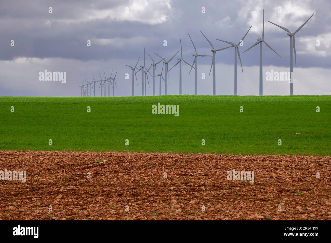 Parque eólico Cuesta Colorada, Cañavete Tébar, Atalaya, Spanien. Stockfoto