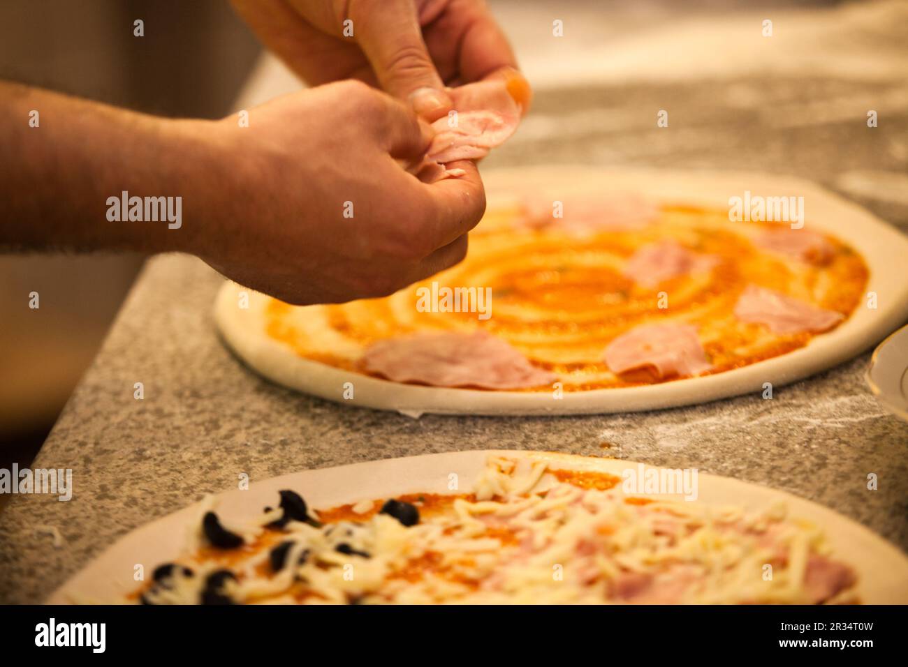 Pizza backen Stockfoto