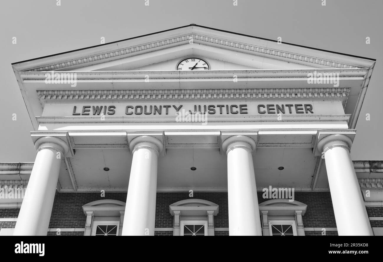 Lewis County Court House in Vanceburg, Kentucky, USA 2023 B & W. Stockfoto