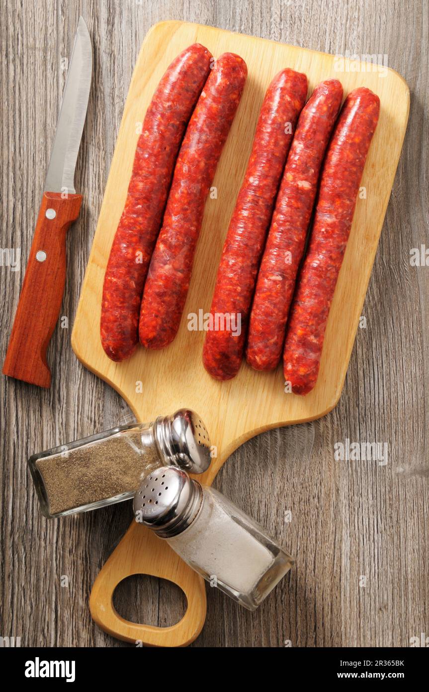 Frische Merguez (nordafrikanische Hackfleischwurst) Stockfoto