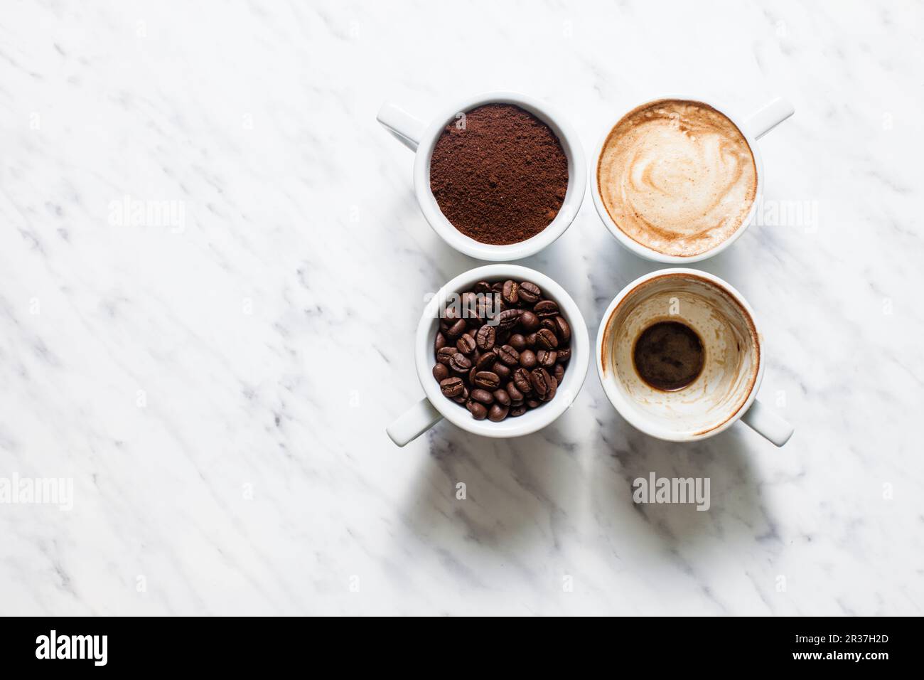 Stadien der Vorbereitung Cappuccino Stockfoto