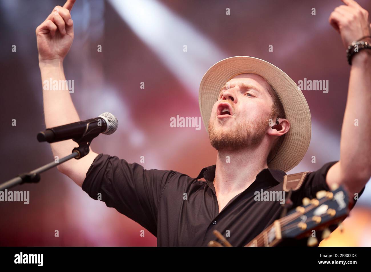 Fabelhafte Johannes Oerding Vermgen Fotos