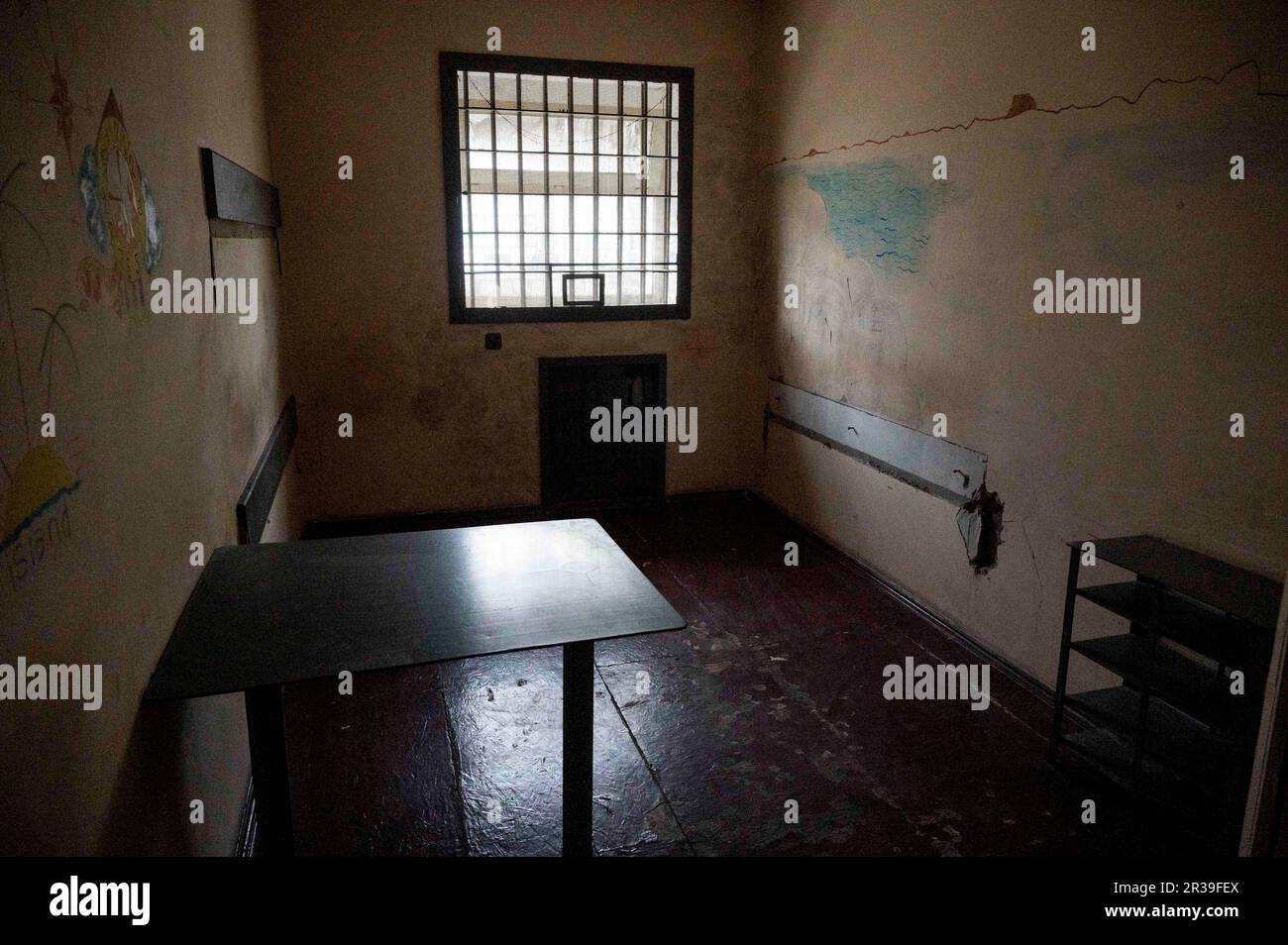 Kherson, Oblast Kherson, Ukraine. 22. Mai 2023. Gefängniszellen, die von Russen benutzt wurden, als sie Kherson in der Oblast Kherson, Ukraine, besetzten. (Kreditbild: © Michael Brochstein/ZUMA Press Wire) NUR REDAKTIONELLE VERWENDUNG! Nicht für den kommerziellen GEBRAUCH! Stockfoto