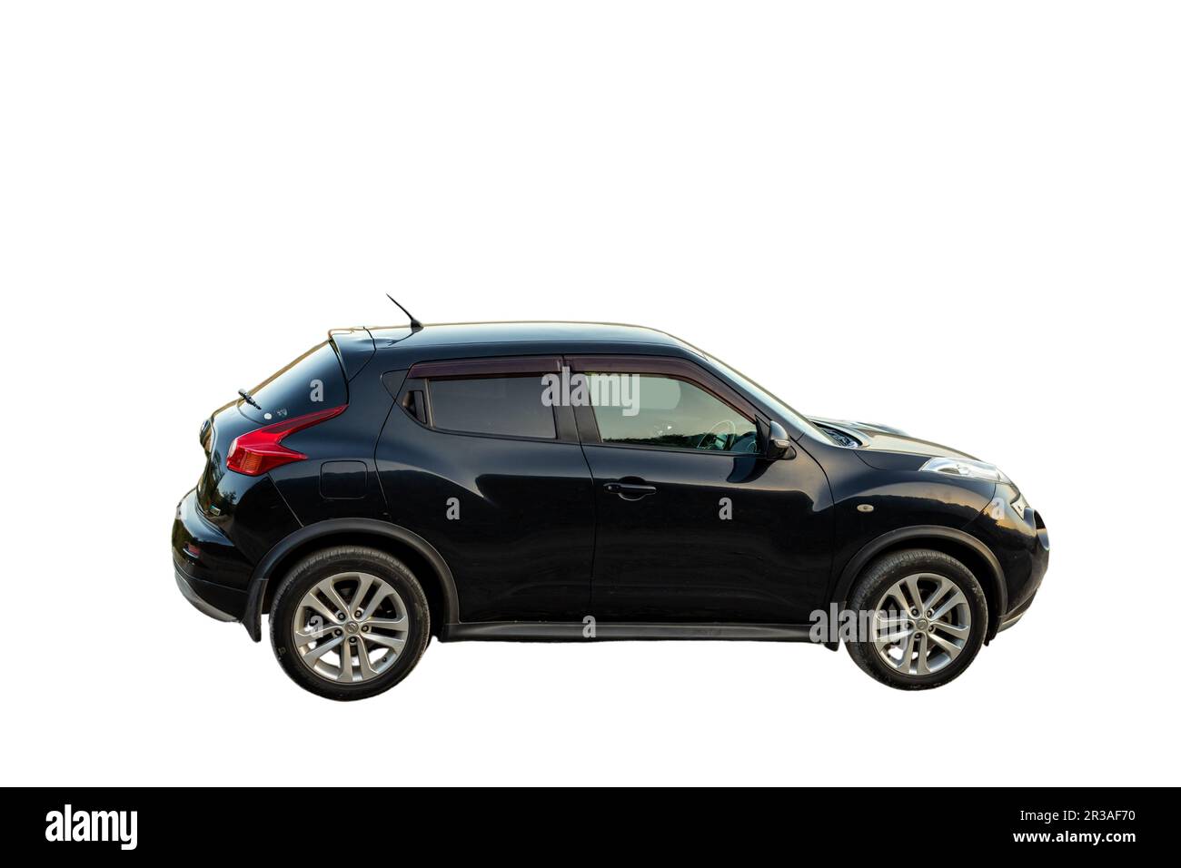 Nissan Juke Crossover-Seitenansicht isoliert auf weißem Hintergrund Stockfoto