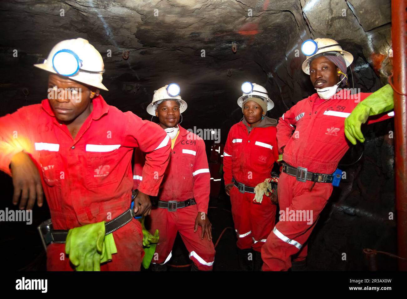Unterirdischer Platin-Palladium-Bergbau und Ausrüstung Stockfoto