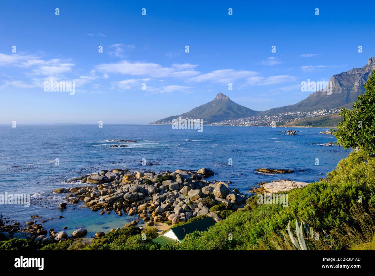 Südafrika, Westkap-Provinz, Llandudno, Ozean vom Llandudno Lookout aus gesehen Stockfoto