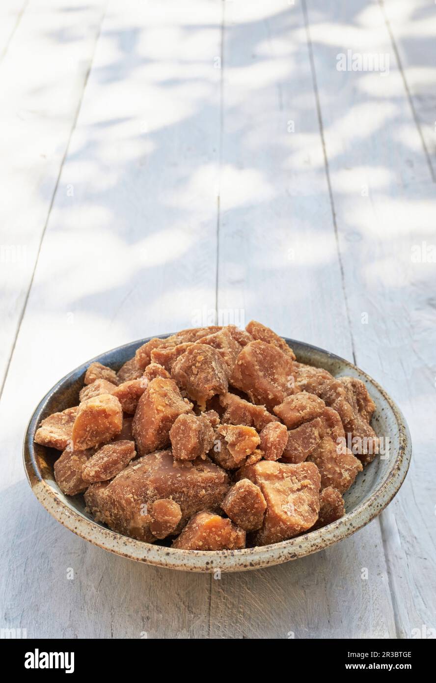 Eine Schüssel Ziegenfleisch (roher Zucker) Stockfoto