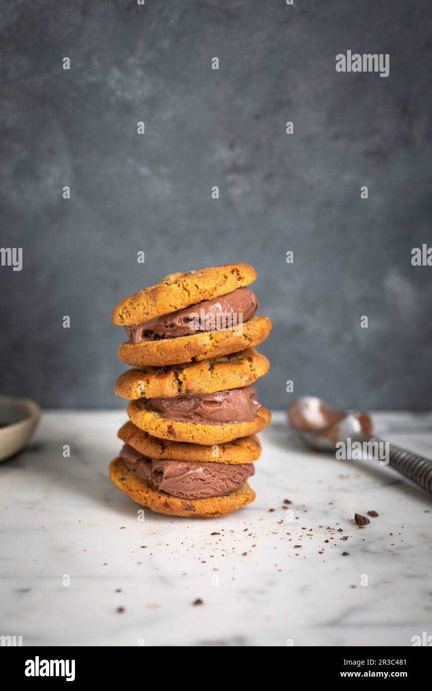 Keks-Eis-Sandwich Stockfoto